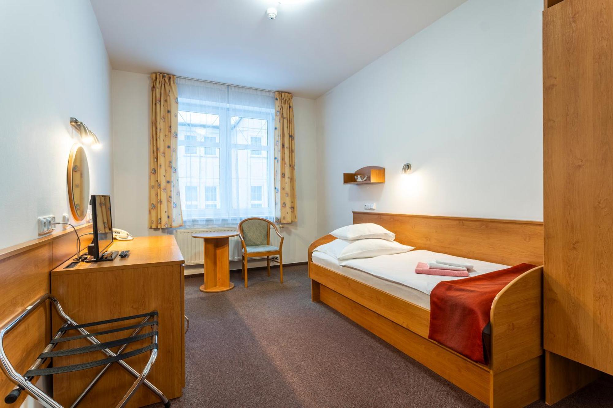 Hotel Luzice Jachymov Exterior photo